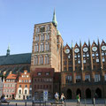 Das Rathaus von Stralsund mit St._Nikolai (Foto:Tourismuszentrale Stralsund)