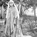 Marguerite Vanpée joue le rôle de saint Marie