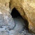 Entrance to the Kava Tziverni cave. 