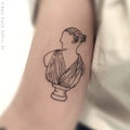Linework Büste © Farb Fleck Tattoo OG Tattoostudio Linz