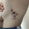 Mushroom Tattoo © Farb Fleck Tattoo OG Tattoostudio Linz