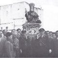 Anni ’50 La processione di S.Francesco di Paola a Schiavonea. (tra gli altri si riconoscono le guardie municipali, A.Lavorato e F.Policastri, 'u zu fatturi, Fingardo, Giorgio Visca, Guido Proto e  Armando Martilotti)