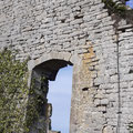 Ruines du château féodal de Mirebel XIIème siècle - le logis
