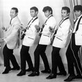 FREDDY & THE WHITE WAVES (1964) vlnr: Jacky Amanapunnjo, Micky Oppier, Andy Noya, Eddy Noya en Freddy Tetelepta.