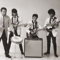 THE WHITE WAVES (1964) vlnr: Jacky Amanapunnjo, Micky Oppier, Eddy Noya en Andy Noya.
