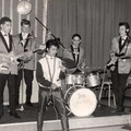 THE EBONY'S (San Francisco, Zeedijk, Amsterdam) vlnr: Herman Parisius - Rob Meesters - Robby Rappa - Oeping Yang - Willy Yang