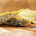 Ravioloni mit Steinpilz Füllung