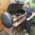 Essen wieder durch die Grillabteilung des TVE