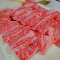 奈良が誇る大和和牛「福寿館」のお肉の霜降りは世界トップクラスだ。