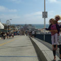 Am belebten Pier von Santa Monica
