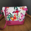 Handtasche
