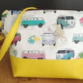 Handtasche