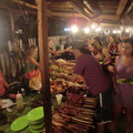 Essensstände auf dem Nachtmarkt in Luang Prabang