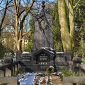 Ostfriedhof Dortmund, Grabmal Albert Hoesch Mitbegründer der Westfalenhütte (Hoesch AG)