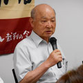 記者会見。大仕事終えて、穏やかな表情の小山さん。