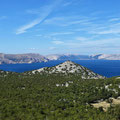 Entlang der Küstenstraße mit Blick auf die Insel Krk