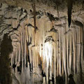Perama Höhle - ein Wasserfall aus Stein
