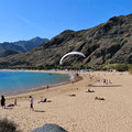 Playa de las Teresitas - hier landen auch die Paraglider