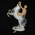 Porzellanfigur von Wallendorf vor..