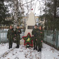 Возложение венка к обелиску в память об участниках Великой Отечественной войны