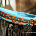 Halsband in 15mm orange mit Alu-Klick u. Borte 'Helga & Friends' mit Fleece in aqua