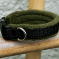 Miniatur-Halsband in schwarz mit Fleece in oliv