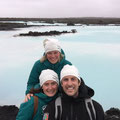 Anna-Katharina, Melanie und Marc, Blaue Lagune, Island 2015