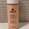 Mousse nettoyante visage - 7€