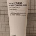 Shampooing anti pelliculaire - 7€