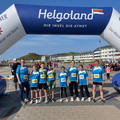 Helgoland-Marathon: Unser Schulteam lief am 14.06. auf der Insel die 5,3 km-Runde – fair, stark, mit Platz 20 von 51!