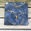 30cm x 30cm