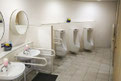 実は不満を抱えているかも？従業員による会社のトイレ掃除