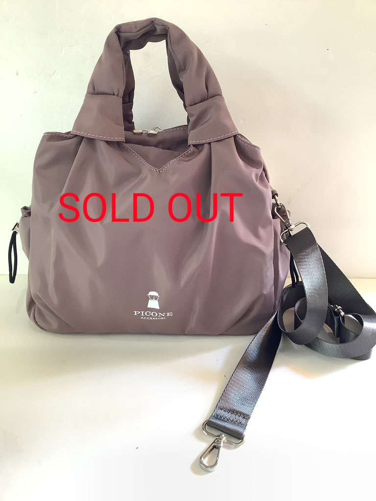 ピッコーネ（picone）4−MA22 ショルダー付き三層型バック ¥9,350（税込）SOLD OUT