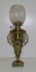 Petroleumlampe, Messing, Historismus, 1896, Geätztes Glas , € 320,00