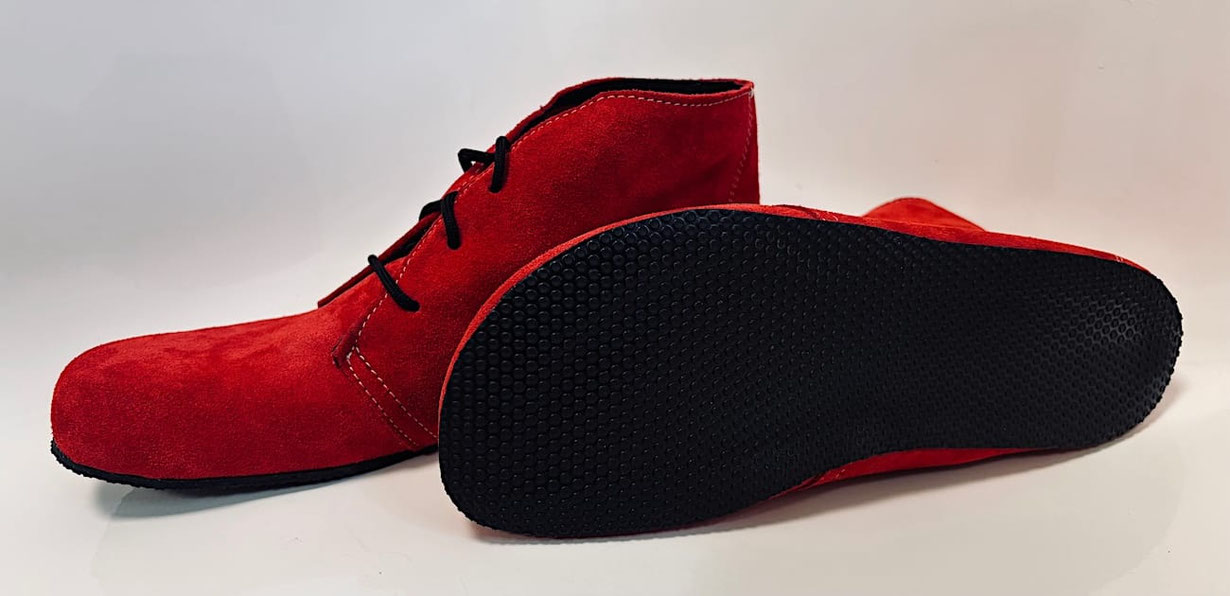 Pure Barfußschuhe rotes Wildleder mit schwarzer 3mm Naturkautschuksohle