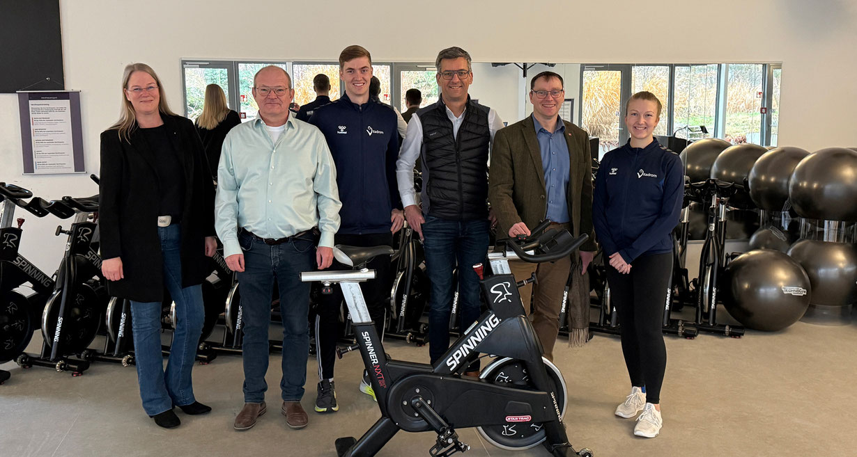Anika Schön (Rotary - Öffentlichkeitsarbeit), Dr. med. Ralf Klask (Sponsor - Diabeteszentrum Lüneburger Heide), Hauke Ehrig (Vitadrom), Olaf Hartmann (Rotary), Dr. Tobias Wollny (Sponsor - Tierarztpraxis Wollny, Rotary), Sinja Oetjens (Vitadrom)