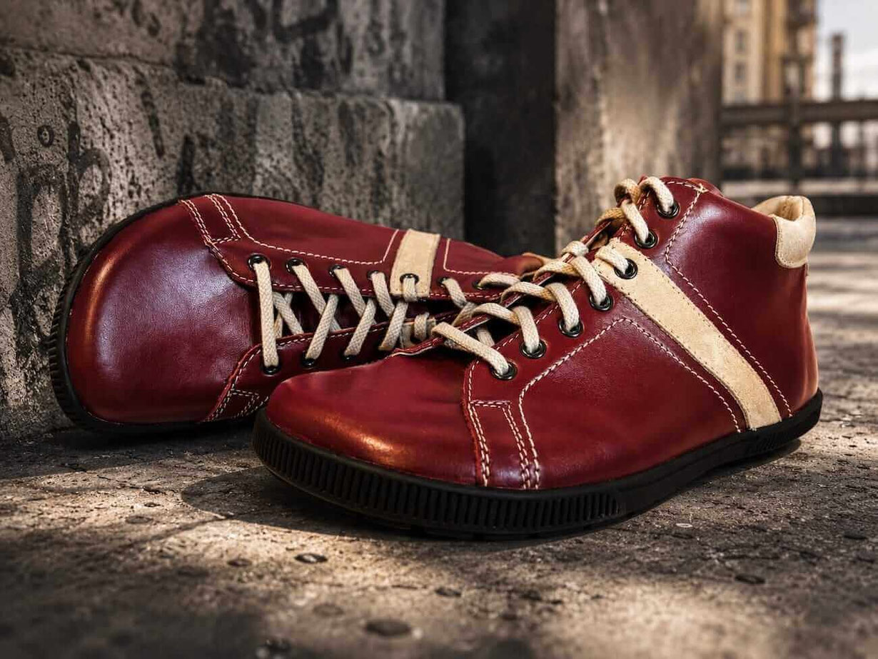 Knöchelhohes Barfußschuh Modell Retro H1 aus braunem Leder im Shop