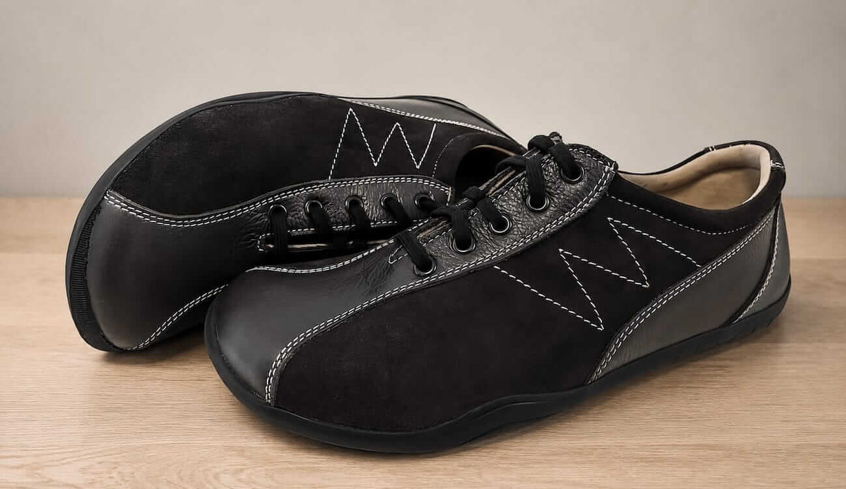 Leder Barfußschuhe gepolstert Farbe Chocolate