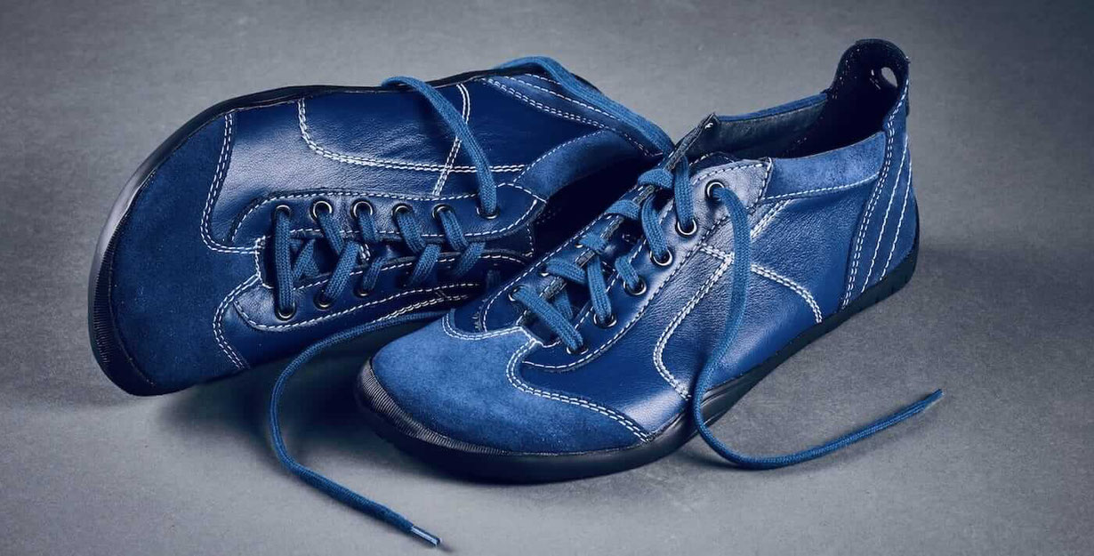 Senmotic Barfußschuhe in Leder Blau Modell Retro