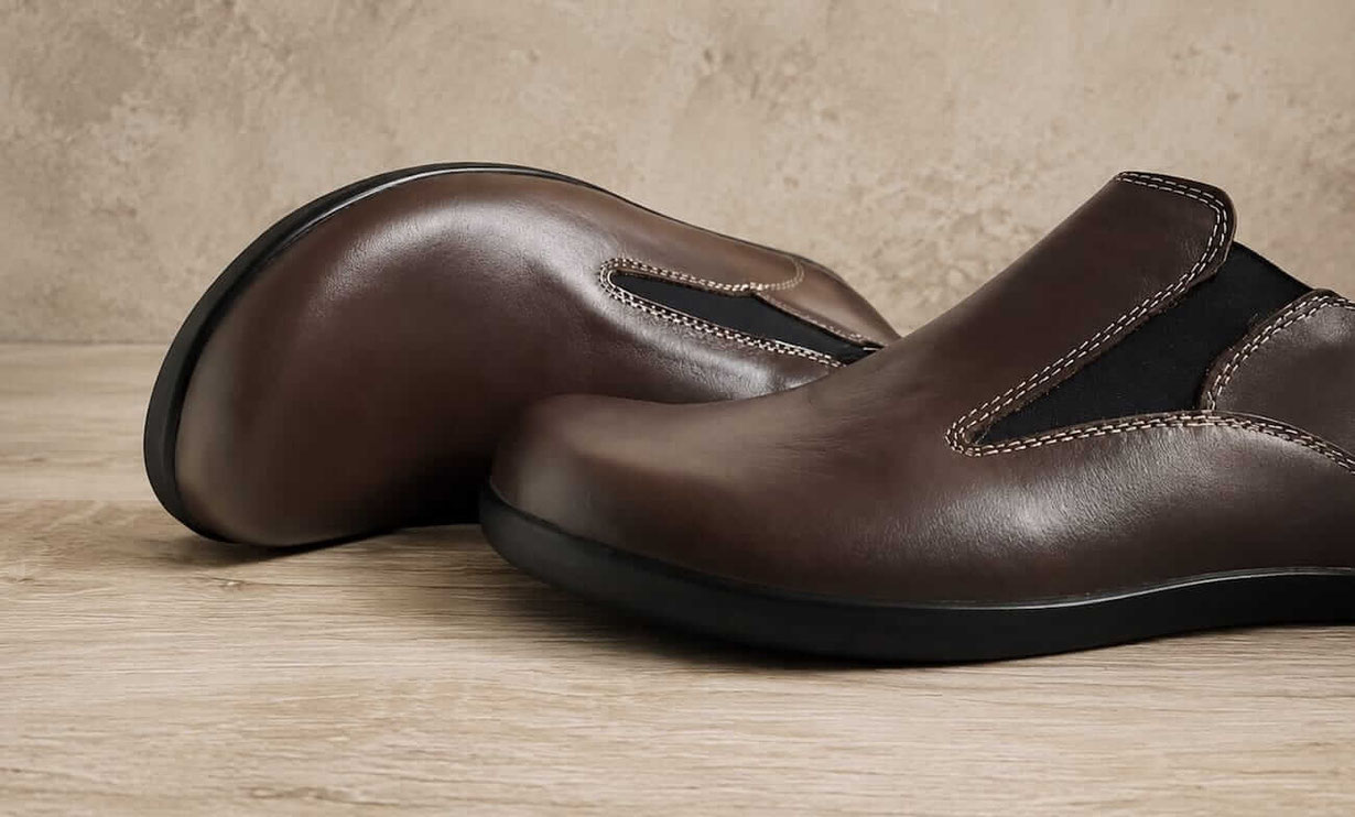 Slip-in Barfußschuhe zum Reinschlüpfen aus braunem Leder mit Gummizug 