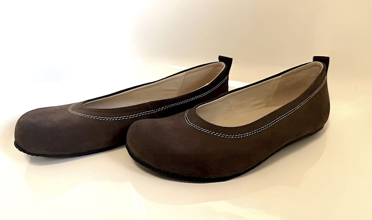 Barfußschuhe Ballerina Damen aus Wildleder Chocolate mit einer 3mm Naturkautschuksohle