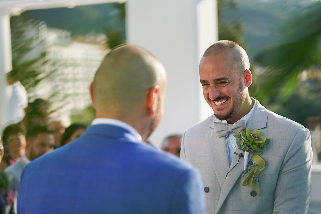 promise-wedding-gay-coast-sorrento