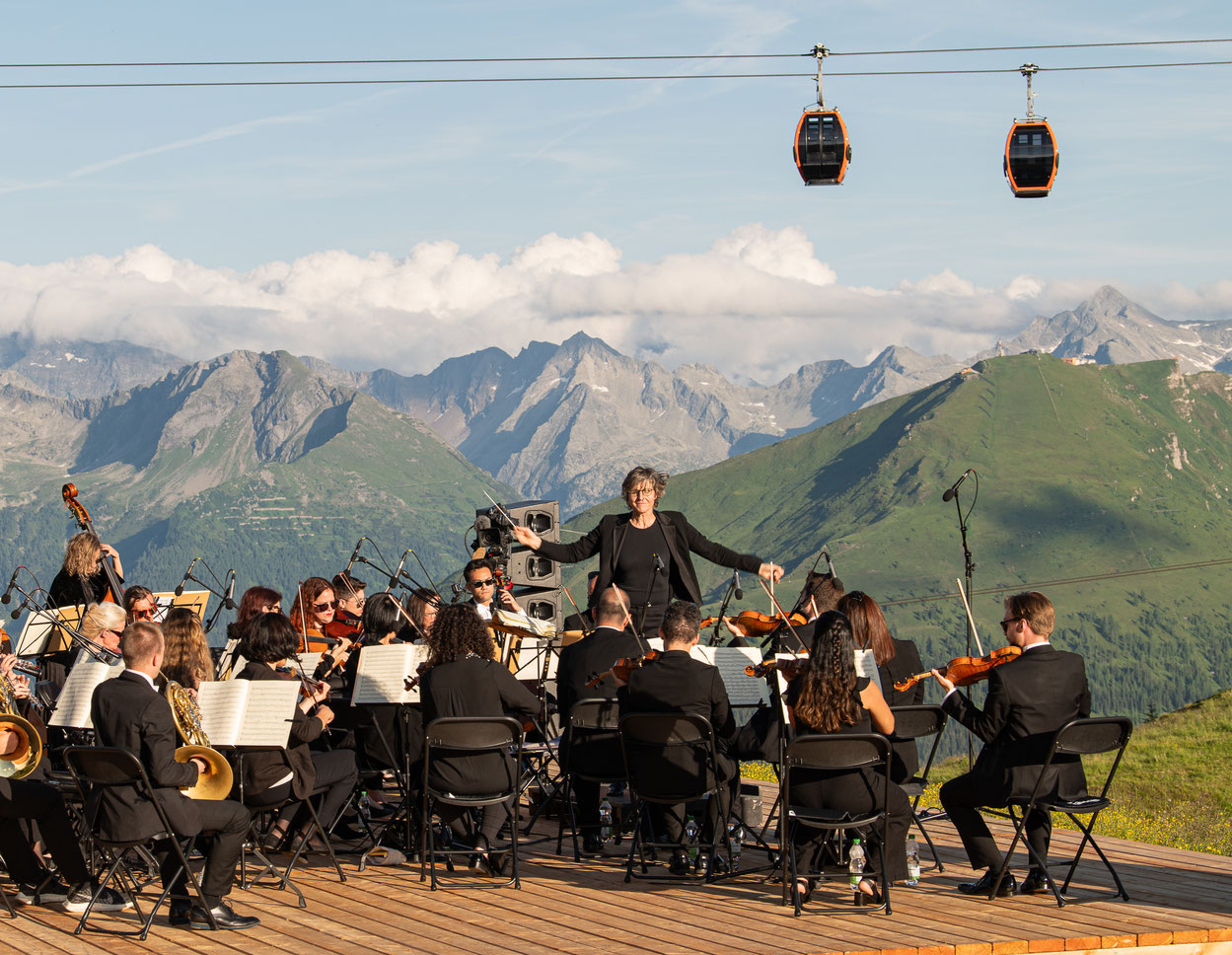 Orchesterkonzert auf über 2.000 Metern Seehöhe. Fotograf:in: Fotoatelier Wolkersdorfer Bildrechte: Gasteinertal Tourismus GmbH