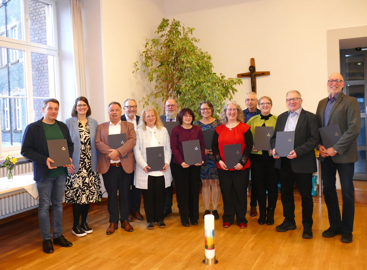 Die Kursteilnehmerinnen und -teilnehmer erhielten Ende Februar ihre Zertifikate. © Karl Knieps