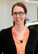 Serviceassistentin Stefanie Kaufmann im Autohaus Fischer, Celle.