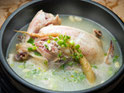 薬膳参鶏湯(サムゲタン)