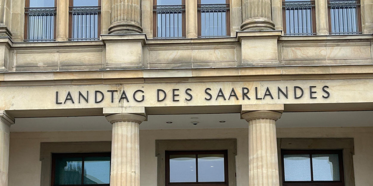 Der Landtag des Saarlandes plant eine Änderung der Landesverfassung. Foto: © Ute Kirch