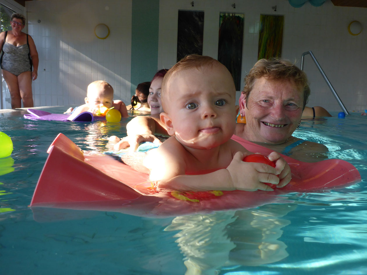 Babyschwimmkurs maxi Schwimmschule Wasserspass