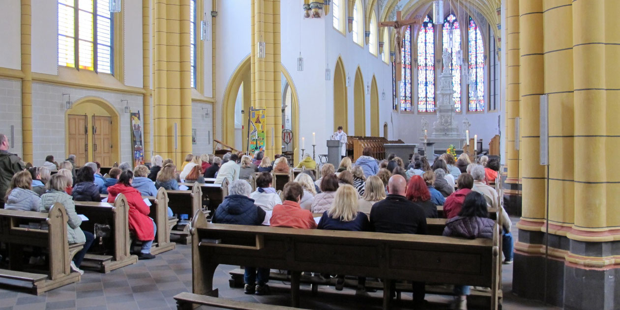 Gottesdienst. Foto:  © Stefan Schneider/Bistum Trier