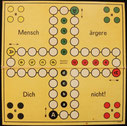 Das beliebte Original-Spiel  Mensch ärgere Dich nicht - Nr. 3a  (mit sehr seltener Titel-Figur)